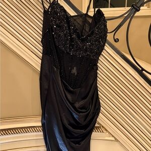 Chic Black Backless Dress